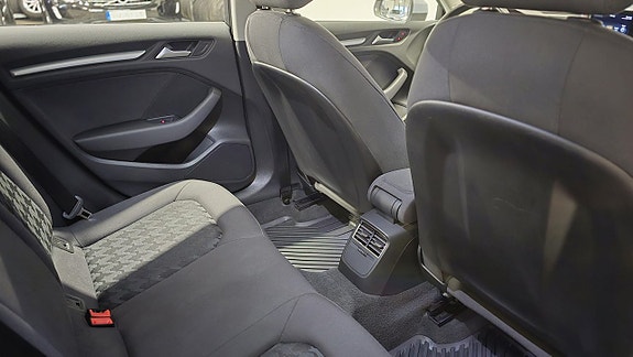 Audi A3 14 of 27