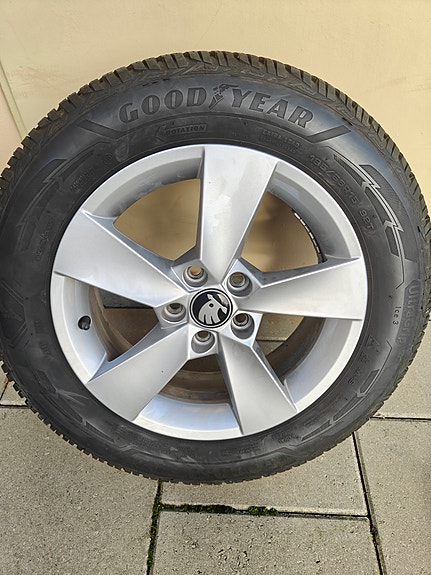 Product image 1 of 4