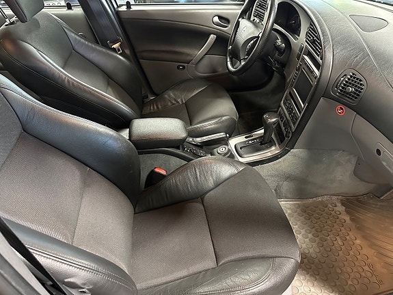 Saab 9-5 10 of 14