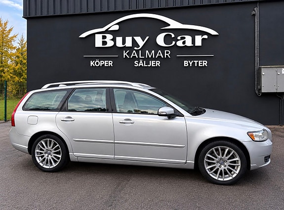 Volvo V50 3 of 13