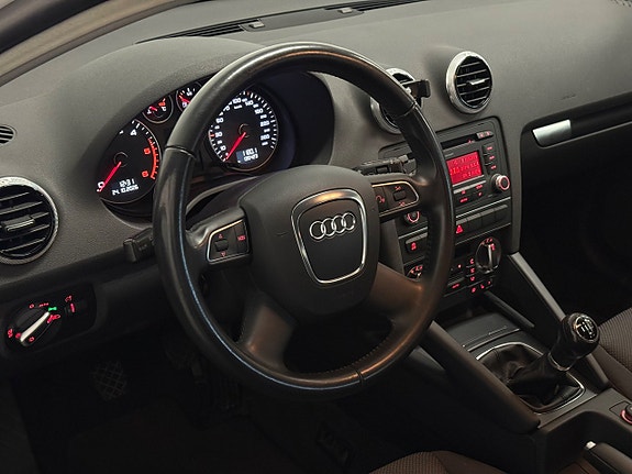 Audi A3 9 of 17
