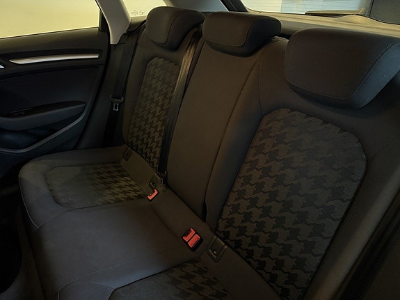 Audi A3 6 of 19
