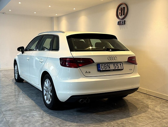 Audi A3 3 of 19