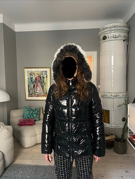 Product image 1 of 7