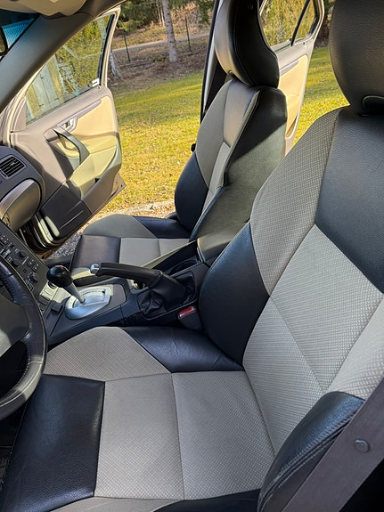 Volvo S60 4 of 16