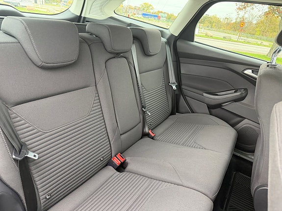 Ford Focus 13 of 15