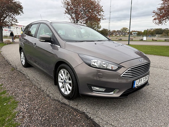 Ford Focus 6 of 15