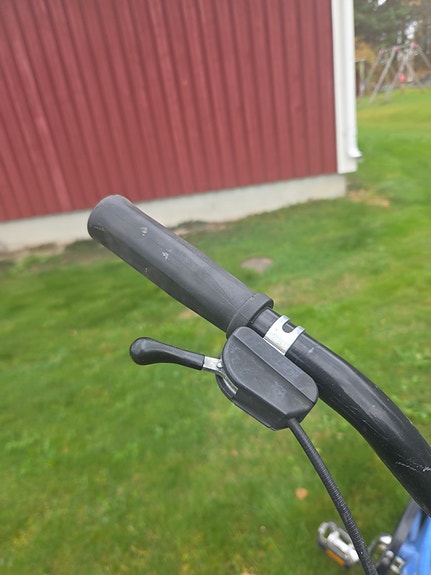 Product image 1 of 10