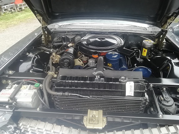 Cadillac Sedan DeVille 6 of 28