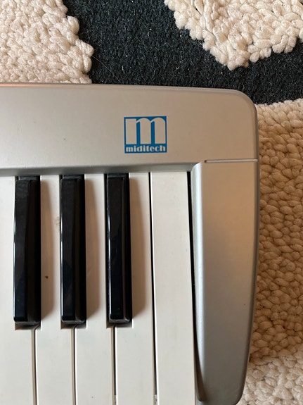 Product image 3 of 9