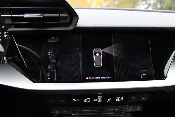 Audi A3 8 of 11