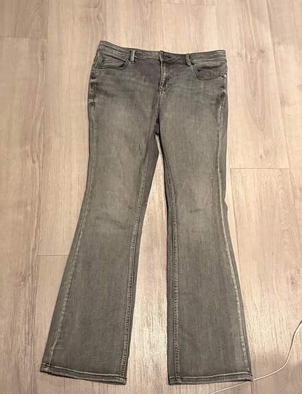 Product image 1 of 7
