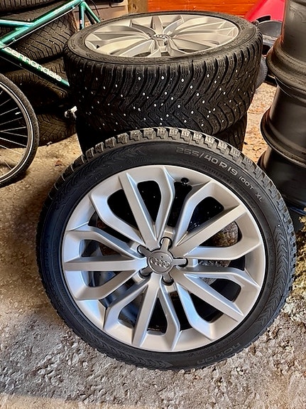 Product image 1 of 4