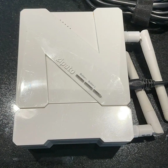 Product image 1 of 4
