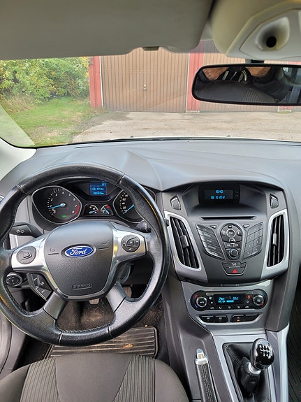 Ford Focus 3 of 4