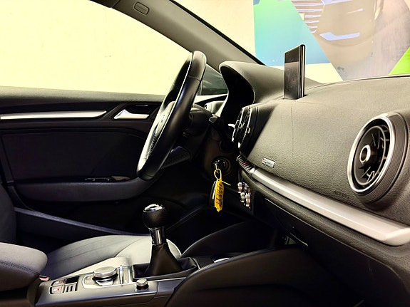 Audi A3 11 of 14