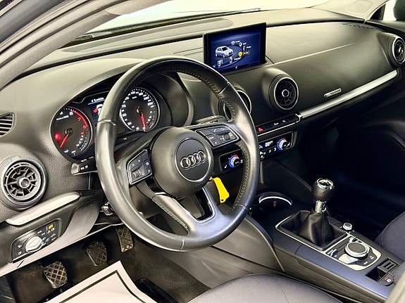 Audi A3 9 of 14