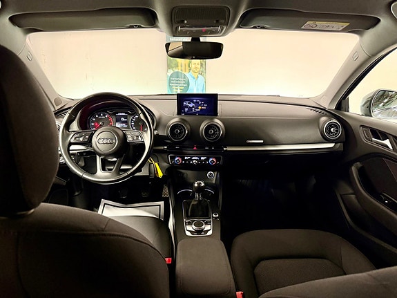 Audi A3 5 of 14