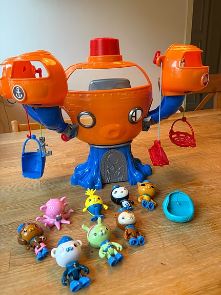 Product image 1 of 2