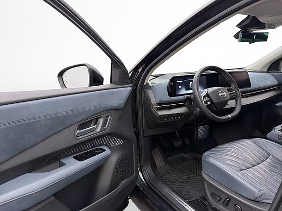 Nissan Ariya 12 of 30