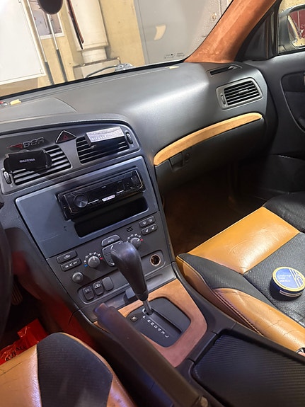Volvo S60 7 of 9