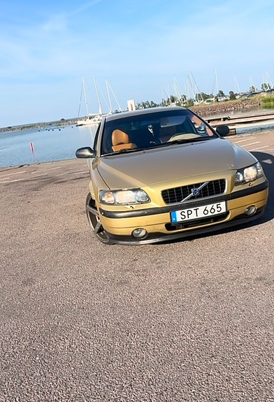 Volvo S60 4 of 9