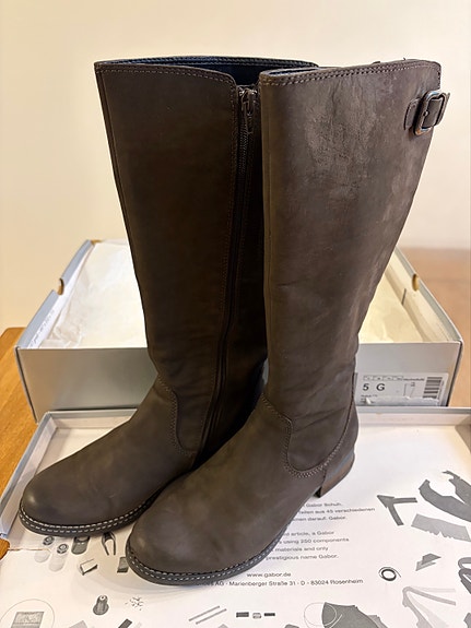 Product image 1 of 10