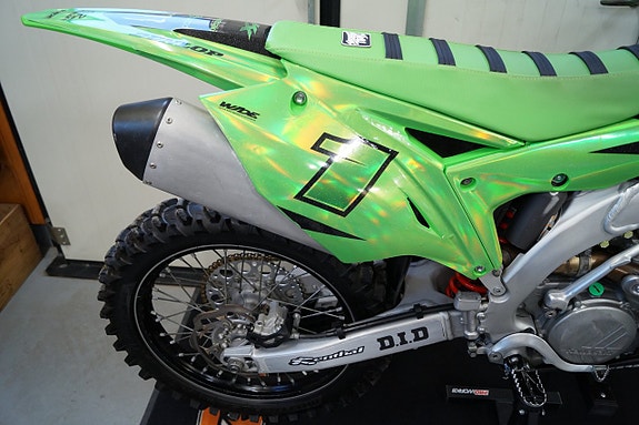 Kawasaki KXF 450 7 of 9