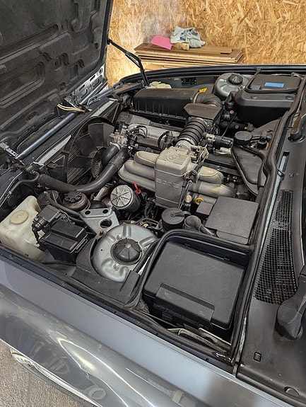 BMW 730i 6 of 7