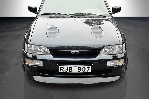 Ford Escort 9 of 21