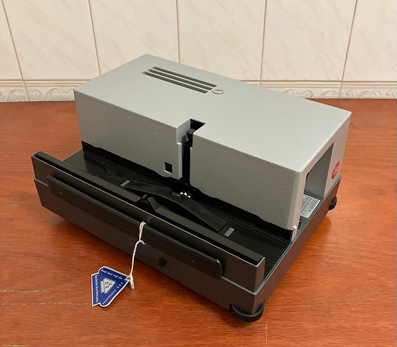 Product image 1 of 2