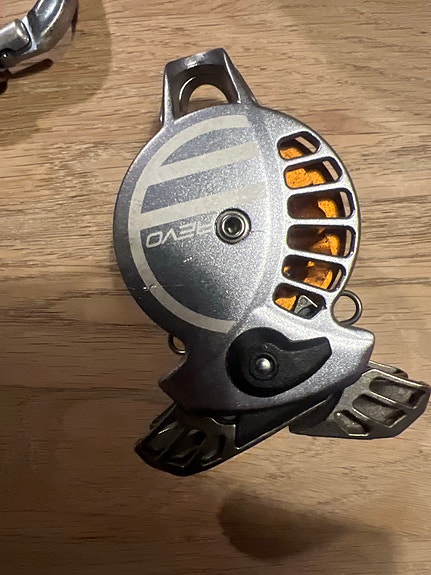 Product image 1 of 3