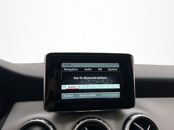 Mercedes-Benz GLA 220 24 of 30