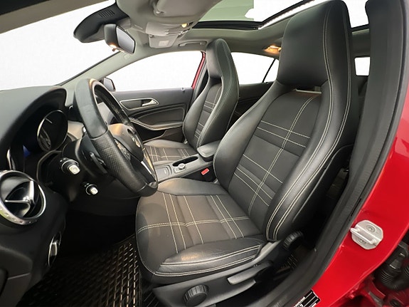 Mercedes-Benz GLA 220 11 of 30