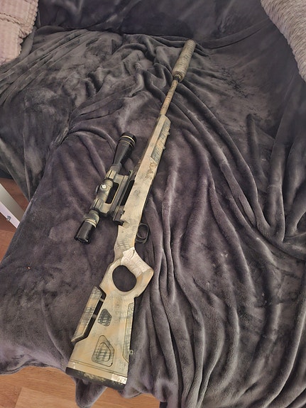 Product image 1 of 8