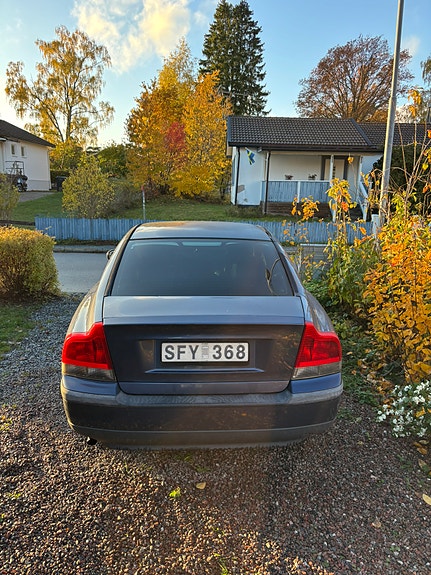 Volvo S60 3 of 8