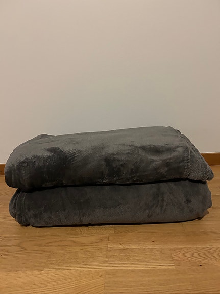 Jysk GULSKOLM fleecepläd 220x240 grå