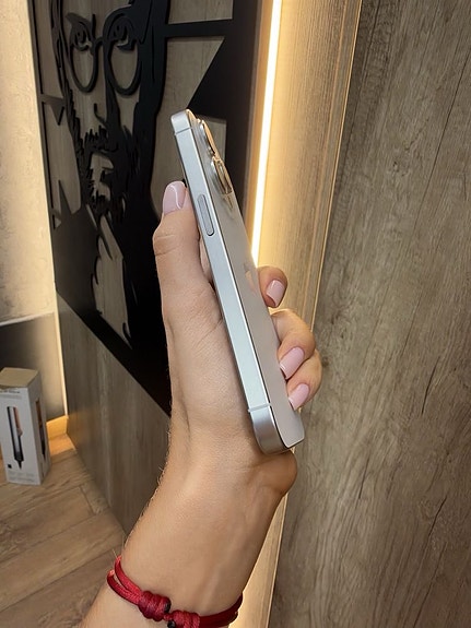 Product image 1 of 8