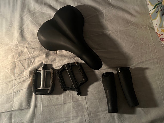 Product image 1 of 4