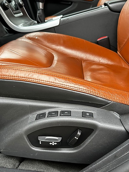 Volvo S60 10 of 12