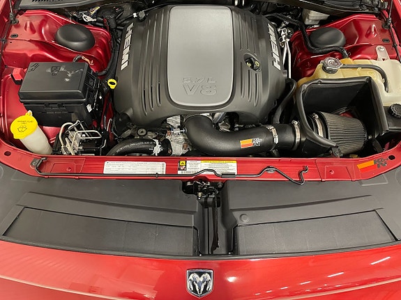 Dodge Challenger 8 of 8