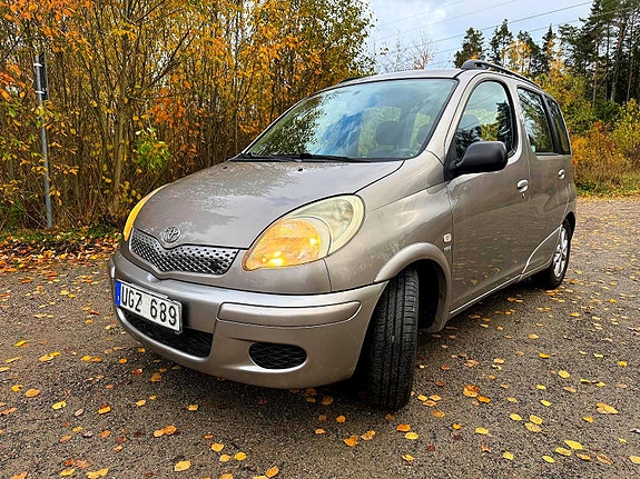 Toyota Yaris Verso