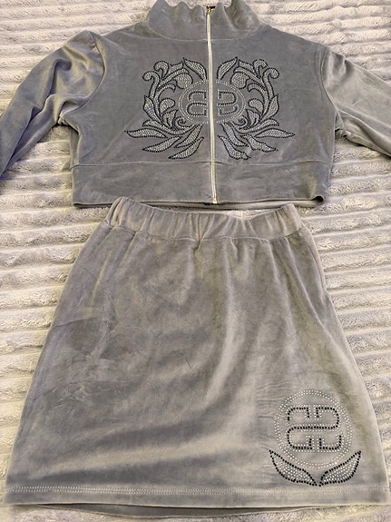 Product image 1 of 3