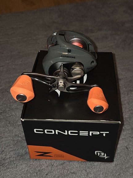 Product image 1 of 9