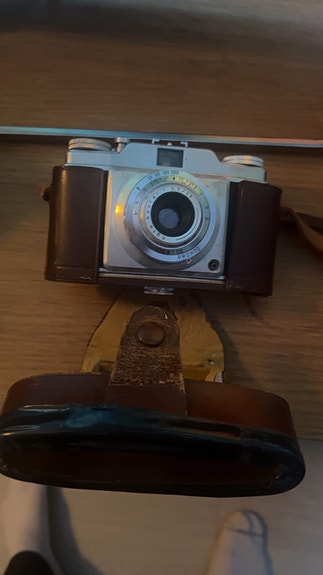 Product image 1 of 2
