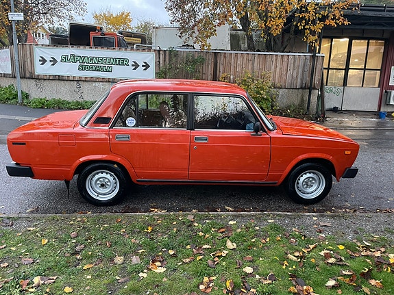 Lada 2105 3 of 11