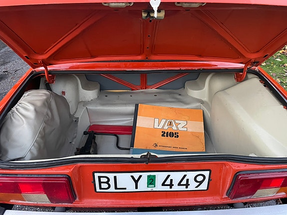 Lada 2105 10 of 11