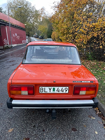 Lada 2105 4 of 11