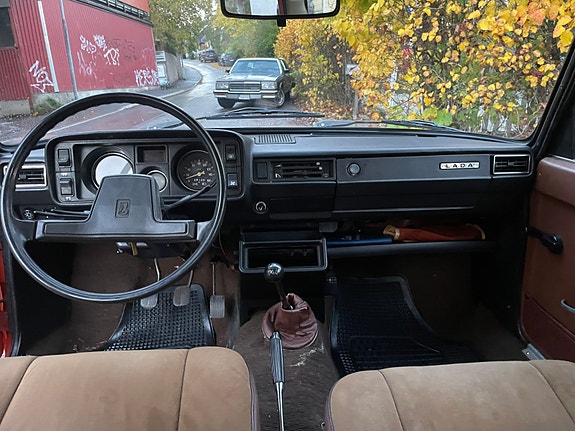 Lada 2105 7 of 11