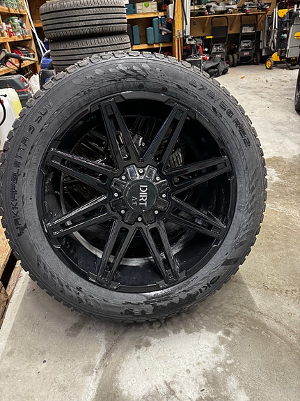 Product image 1 of 6